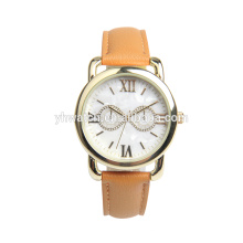 Reloj de cuarzo Reloj impermeable para mujer Piedras creativas Dial a la venta Regalo de cumpleaños con banda de PU